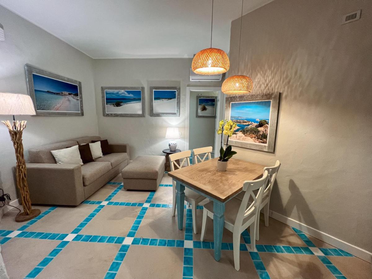 Villa Aquamarina Pavoncella Rossa Porto Pino Exteriör bild